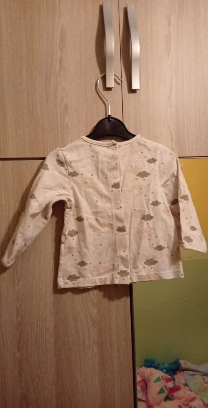 T-shirt manches longues taille 12 mois - photo numéro 6
