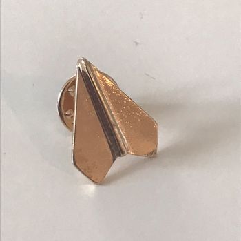 beau pins broche métallique