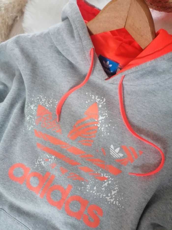 Sweat à capuche Adidas taille S - photo numéro 2