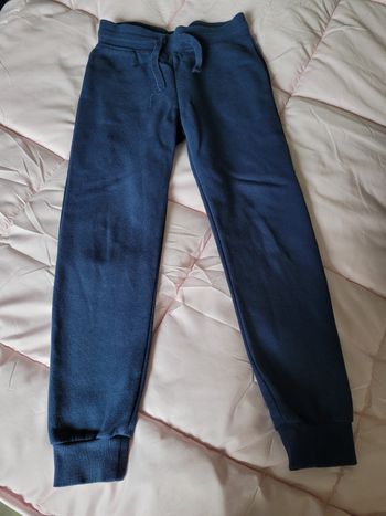 jogging h&m bleu marine 7/8ans (3e)