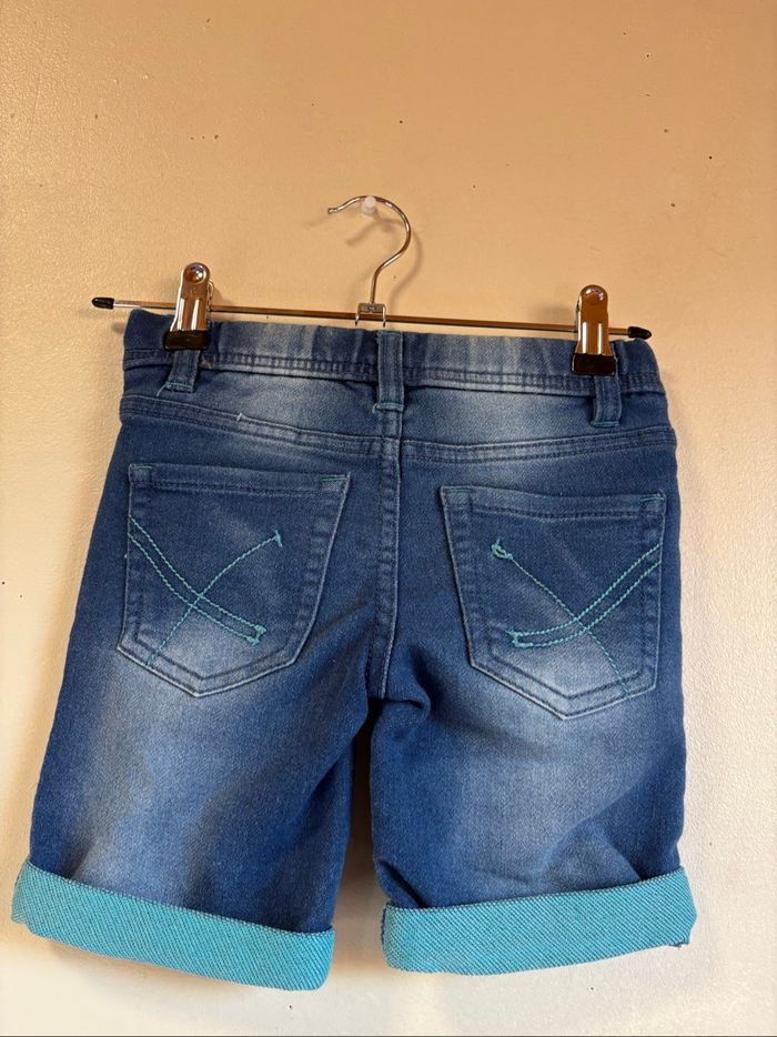 Short garçon taille 104 - photo numéro 2