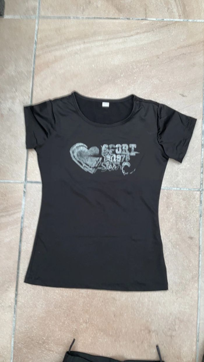 Sarouel noir et t-shirt noir T12ans (n°4)
