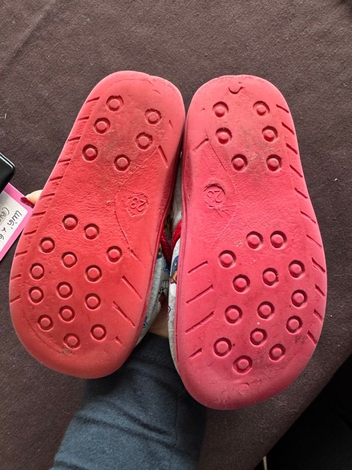 Pantoufles chaussons 23 à choisir à l’unité Cars Pat Patrouille - photo numéro 10