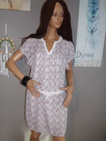 Robe dentelle