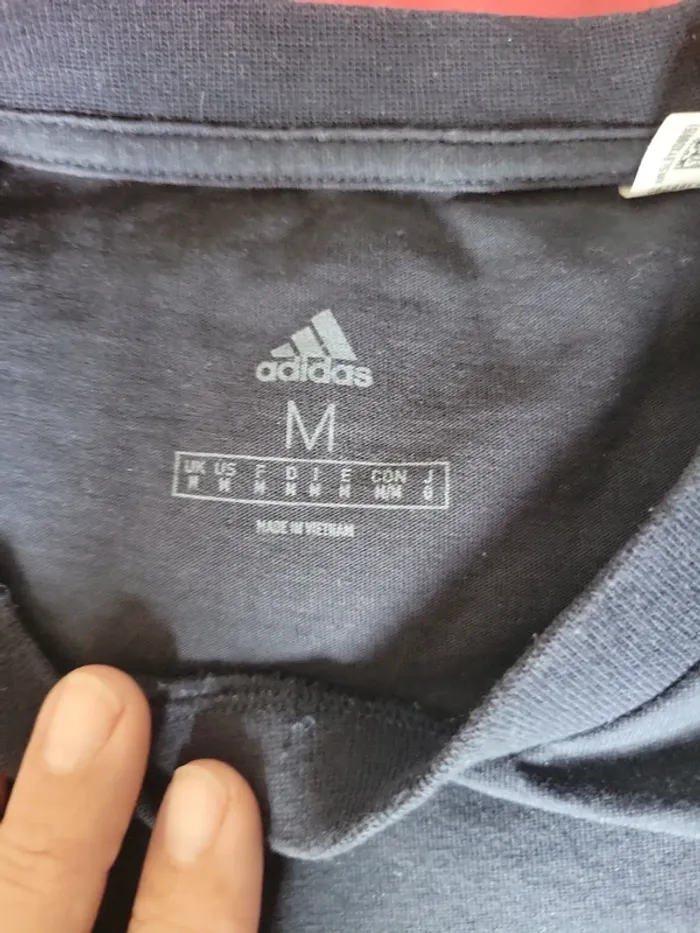 Tee-shirt adidas taille M - photo numéro 3