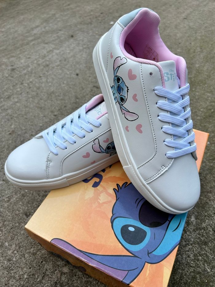 Baskets Stitch blanches neuves taille 39 - photo numéro 4