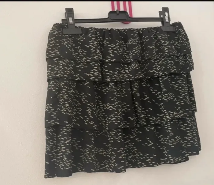 Bel air jupe Noir imprimé poisson en soie Taille 1/36
