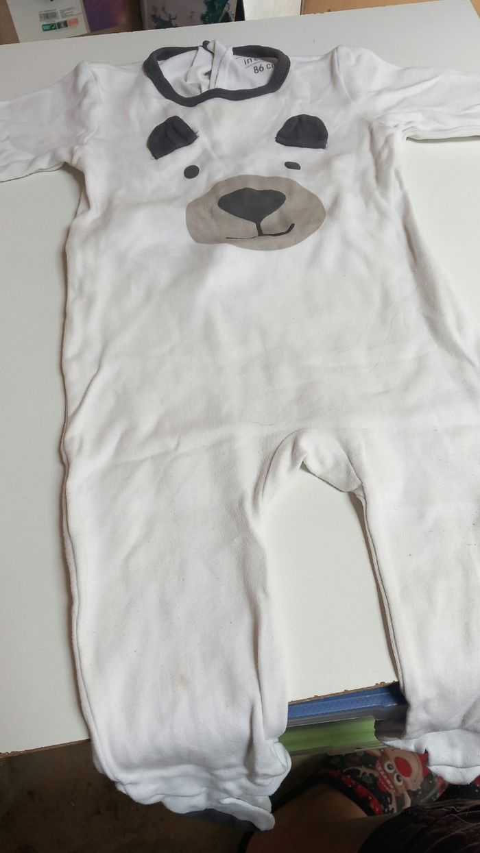 Pyjama chien 18 mois.