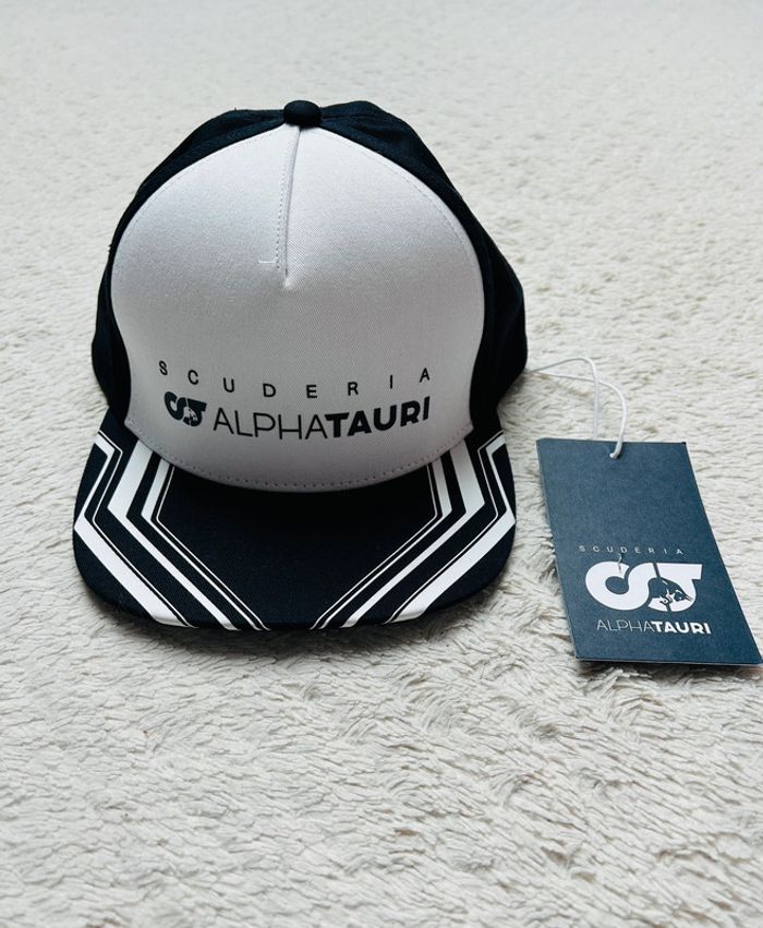 Casquette Alpha Tauri