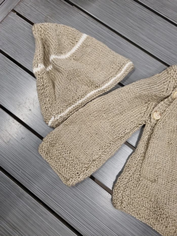 Lot de 4 brassières + un bonnet tricoté main taille naissance - photo numéro 6