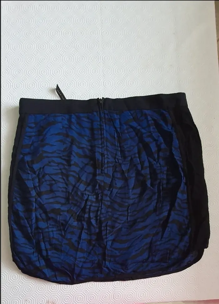 Naf Naf - Petite jupette à poches zebree noir et bleu