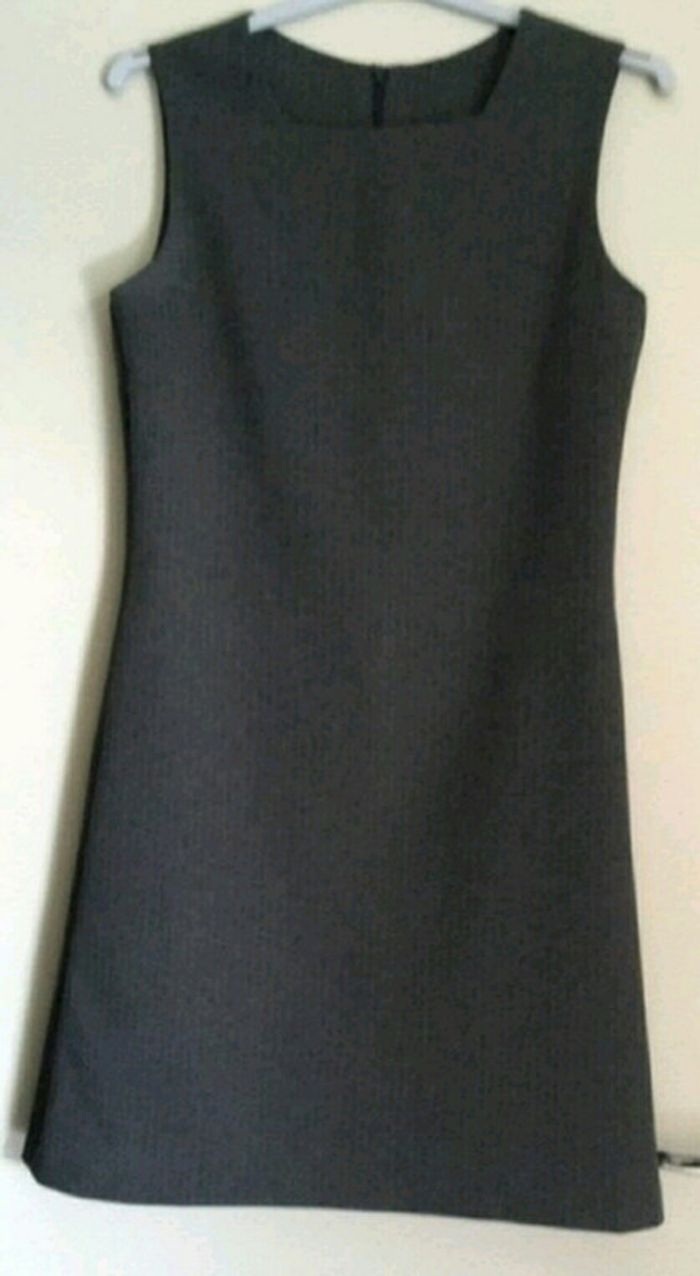 Ensemble gris - photo numéro 4