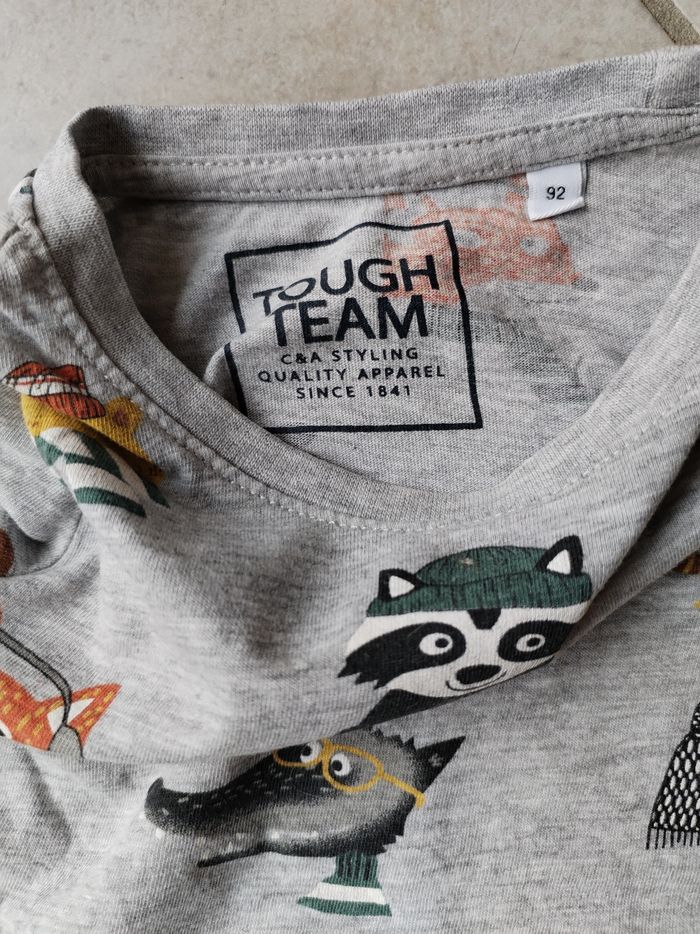 Tee-shirt C&A, taille 2-3 ans - photo numéro 3