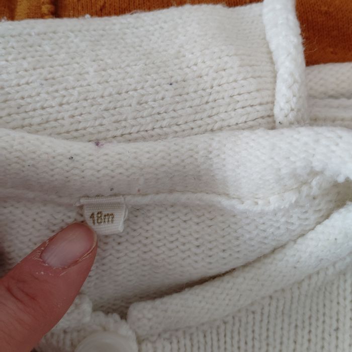Lot de 5 gilets 18 mois - photo numéro 8
