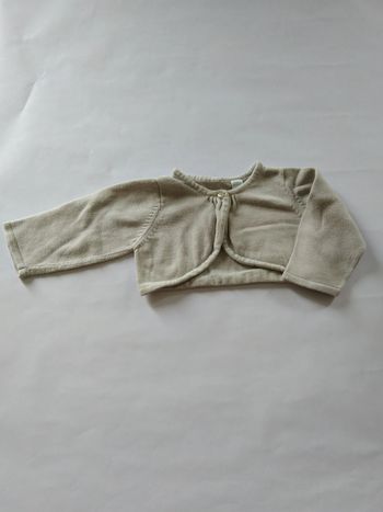 gilet court gris fille 6 mois Okaidi