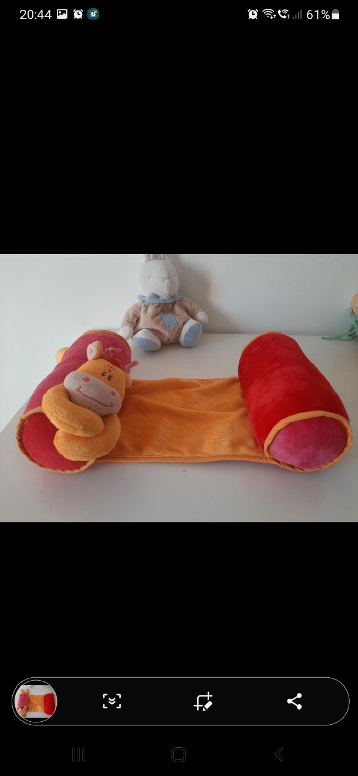 Coussin cale bébé - photo numéro 2