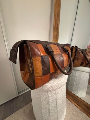 Sac vintage cuir patchwork camel marron Style 70s Cabas bowling