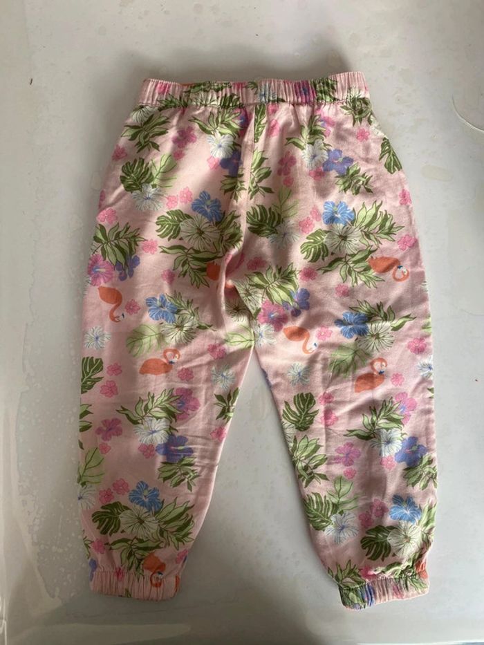 Magnifique pantalon léger d été marque H&M taille 2/3ans - photo numéro 2