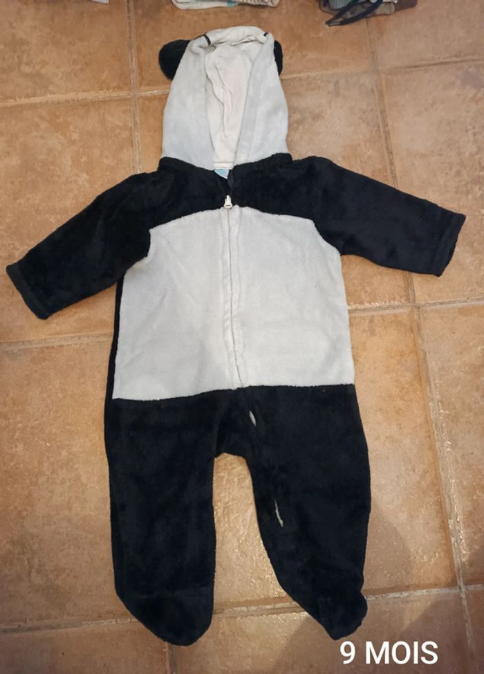 Combinaison pyjama 9 MOIS