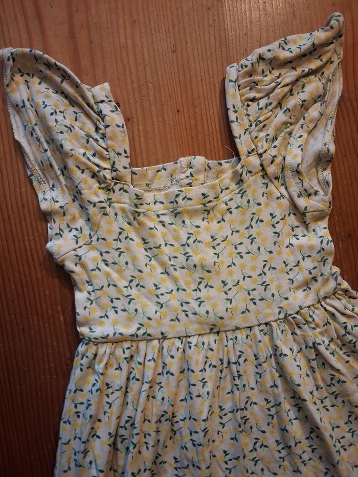 Robe fille - 3/4 ans - Zeeman - photo numéro 2