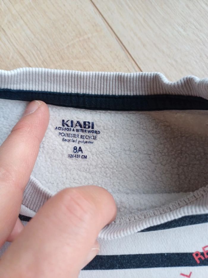 Sweat 8ans - photo numéro 4