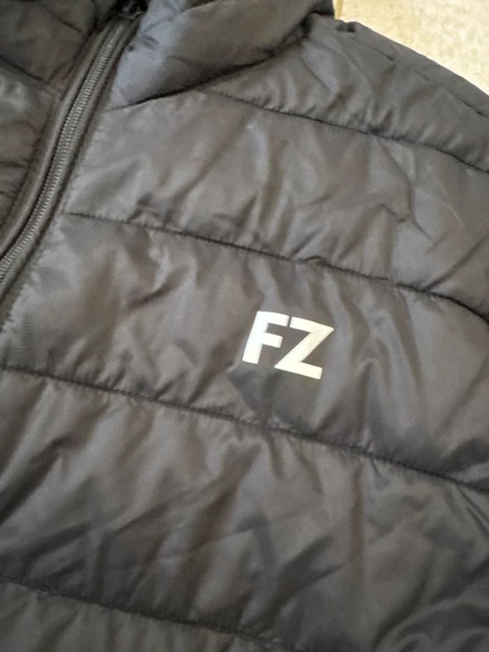 Doudoune noire FZ Forza, taille M, très bon état - photo numéro 3