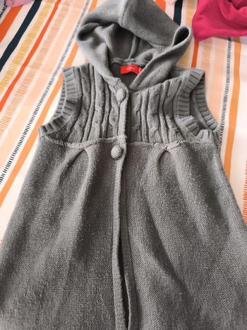 Gilet sans manches à capuche en laine 8 ans tissaia