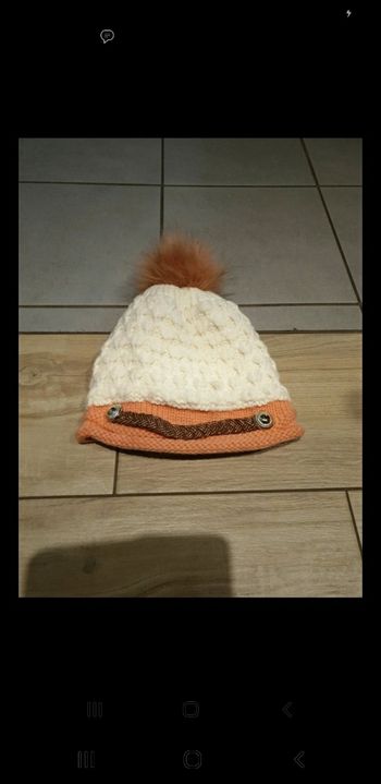 Bonnet femme doublé polaire comme neuf TU