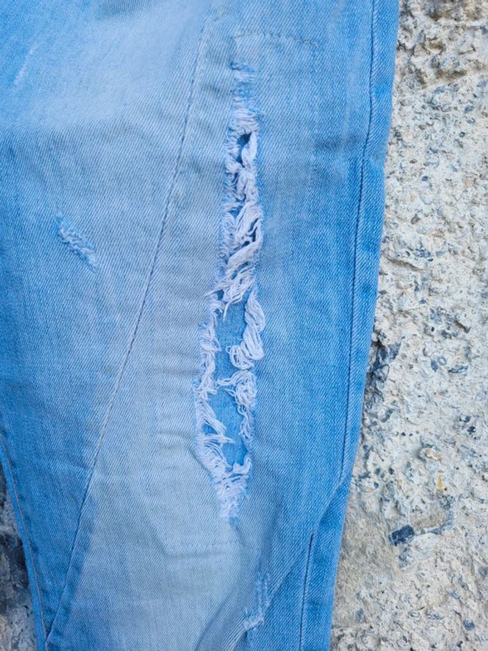 Superbe jeans 👖 Please effet délavé, troué avec dentelle taille Medium (38/40) - photo numéro 5