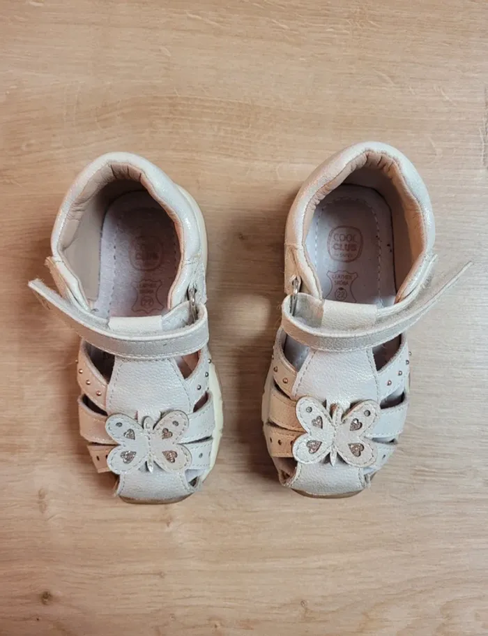 Sandales bébé fille en cuir taille 22 - photo numéro 3