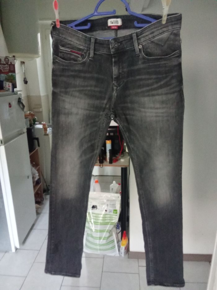 Jean de marque Hilfiger taille 42 - photo numéro 3
