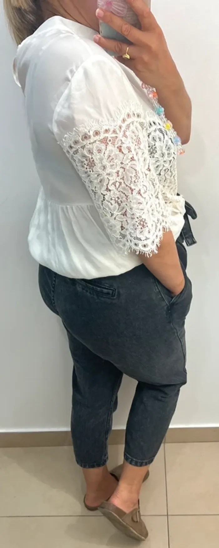 Blouse Sandro blanche avec dentelle Taille 38 - photo numéro 6