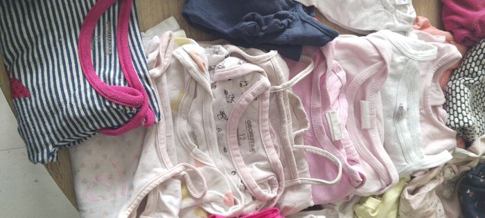Lot vêtements bébé fille 12M/74 cm - photo numéro 7