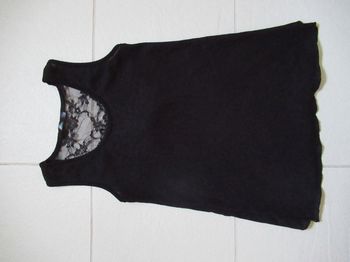 Débardeur / Top femme dentelle 38 / M + don d'un tee-shirt