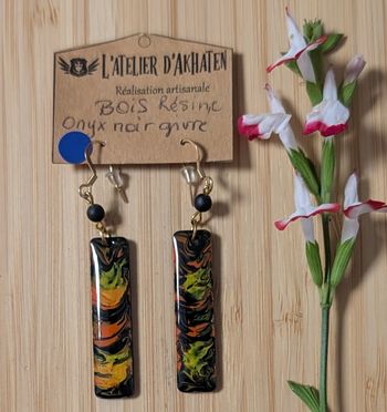 Boucles d'oreilles en bois résine vert orange or