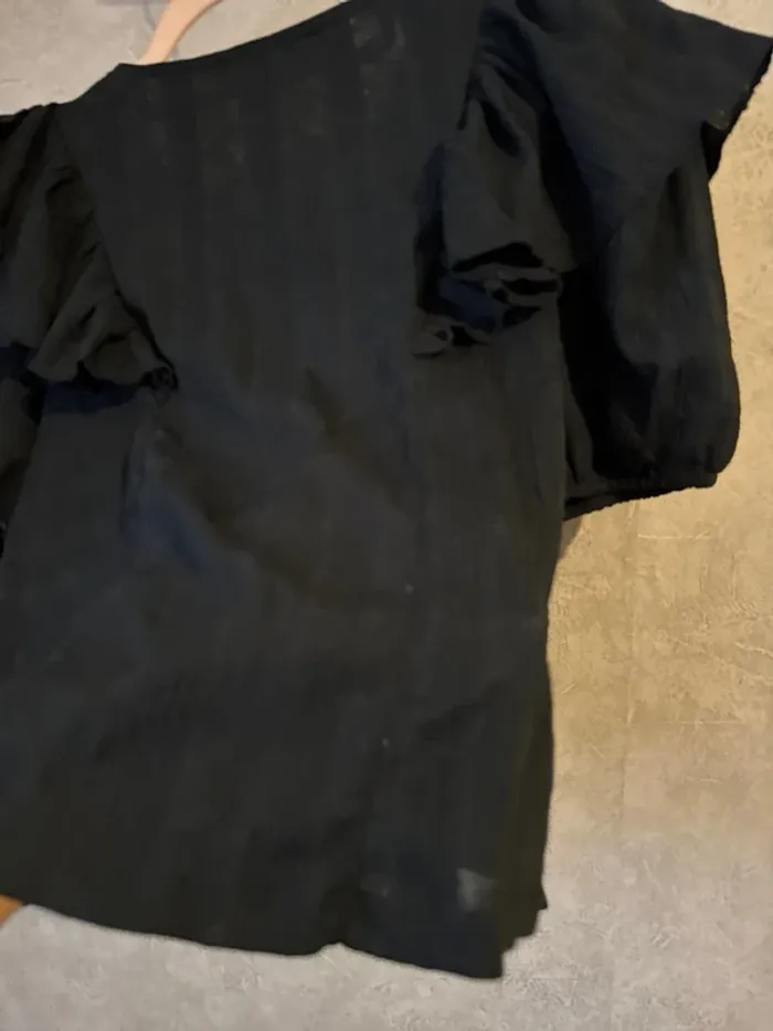 Top ma go taille XS noir - photo numéro 12