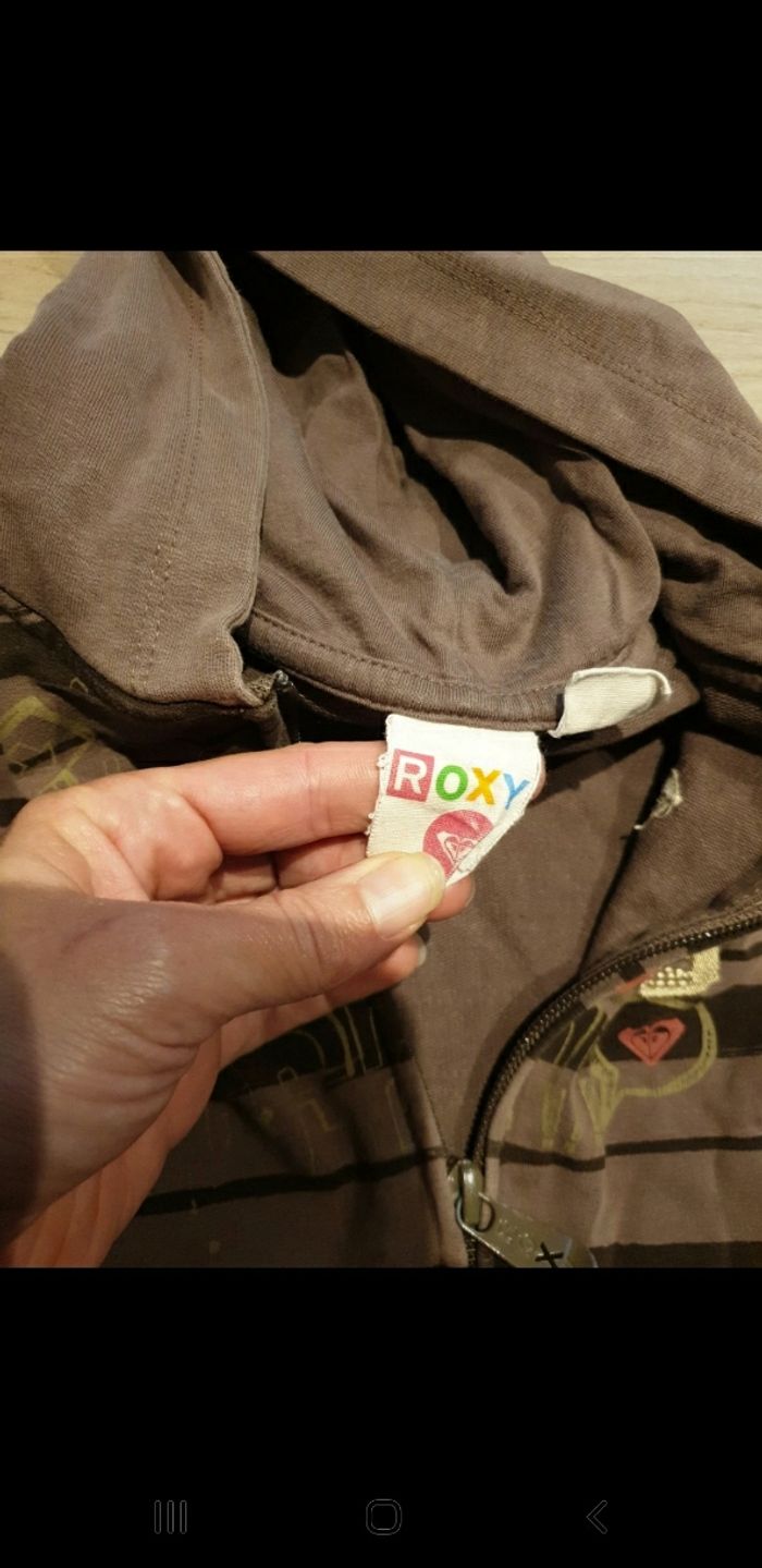 Veste de sweat fille roxy 8 ans - photo numéro 3