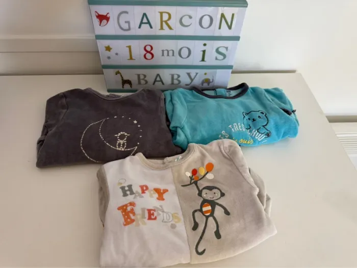 Lot 3 pyjamas velours 18 mois