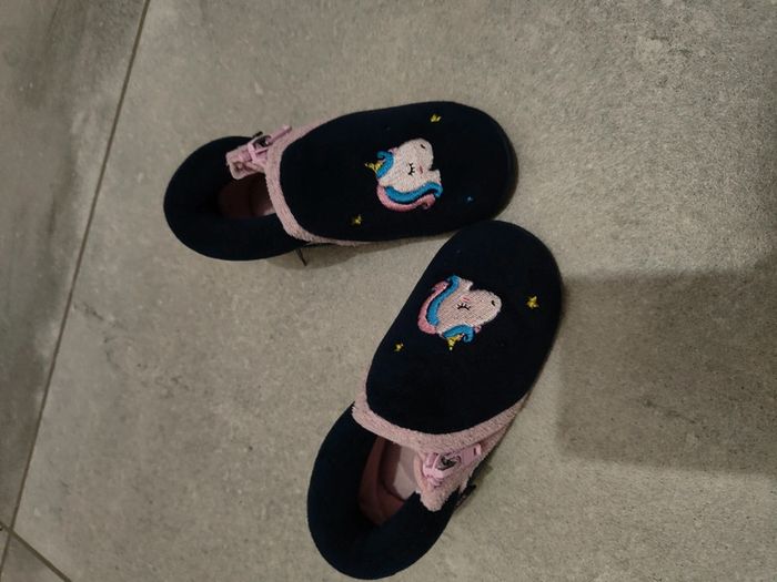 Pantoufles 22 Isotoner