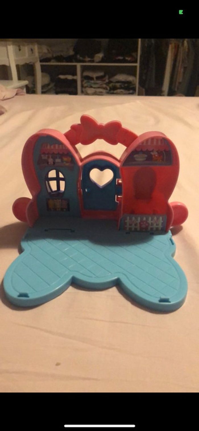 Maison de pluto - photo numéro 2