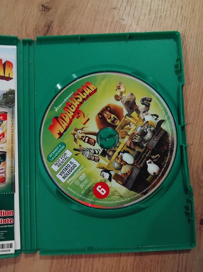 Dvd Madagascar 2 - photo numéro 2