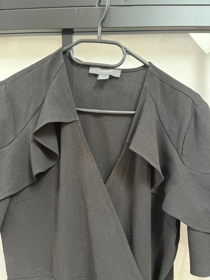 Robe noire cœur croisé - photo numéro 3