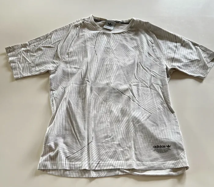 T-Shirt Adidas Taille M