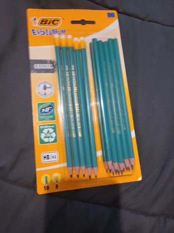 Crayon papier hb bic