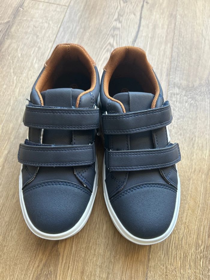Basket neuve taille 31 - photo numéro 7