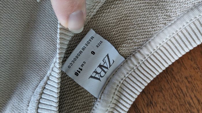 Sweat Zara 6 ans Beige étoile noire - photo numéro 3
