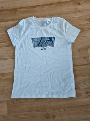 T-shirt levis new york