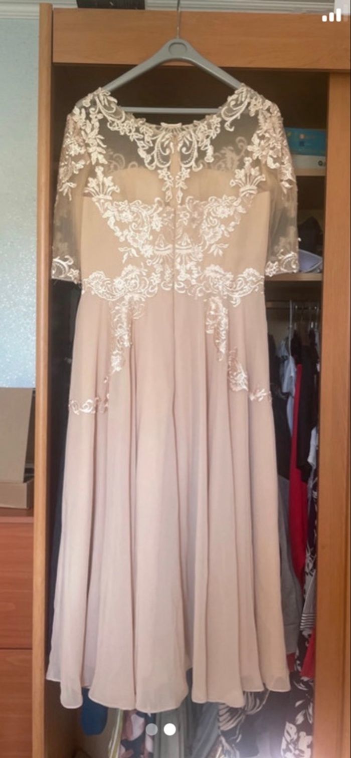 Robe pour un mariage