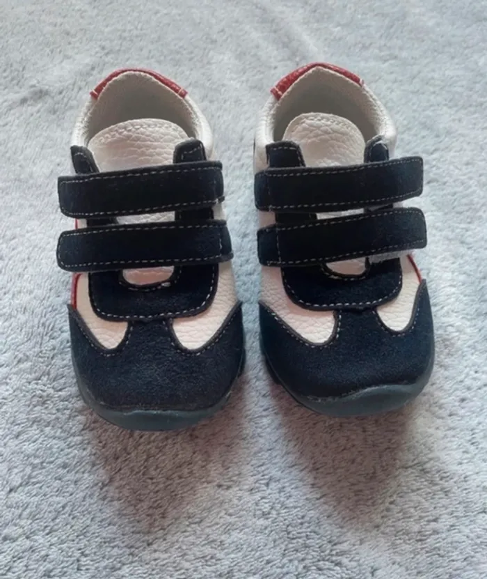 Chaussures garçon, pointure 19 - photo numéro 2