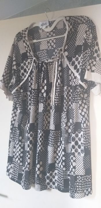 Tunique femme taille 50/52 en excellent état